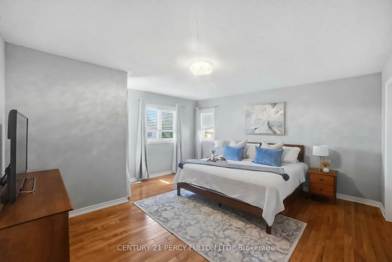 77, Appleview, Greensborough, Markham