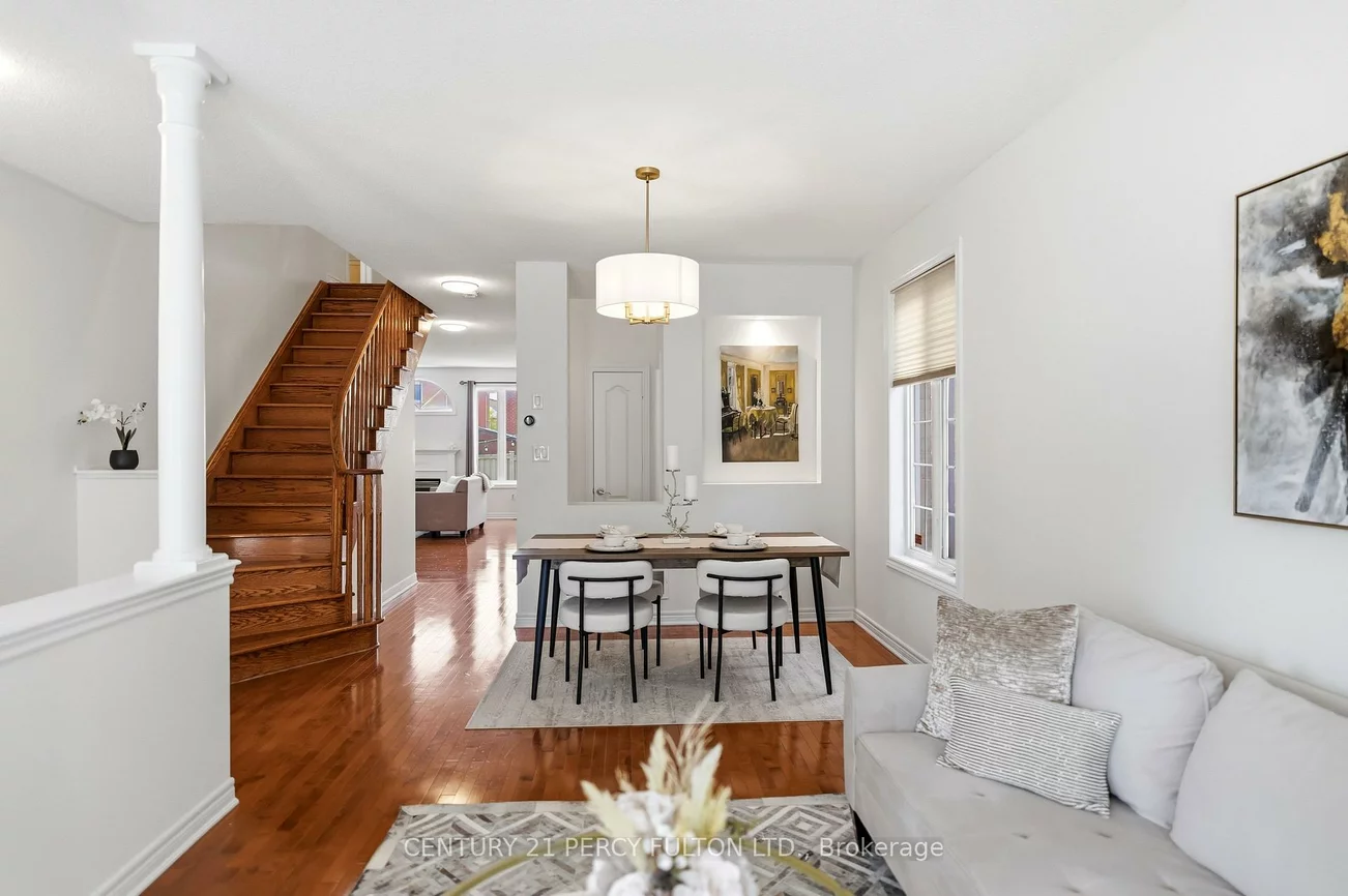 77, Appleview, Greensborough, Markham