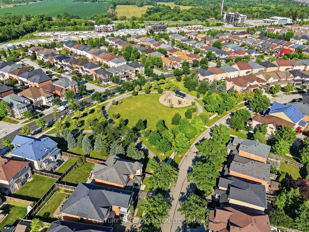 77, Appleview, Greensborough, Markham