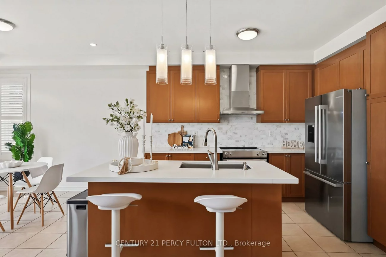 77, Appleview, Greensborough, Markham