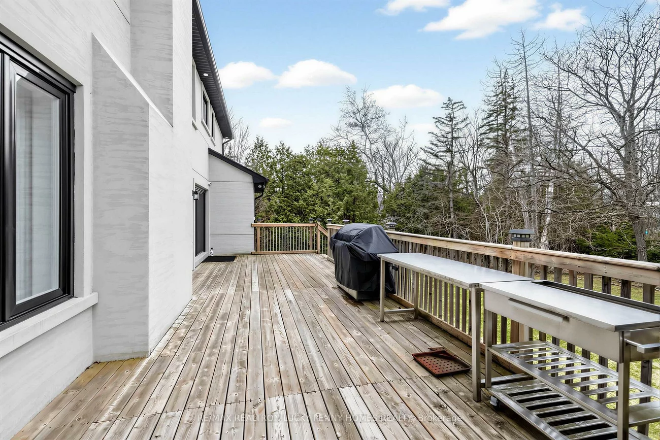 18, Walnut Glen, Devil's Elbow, Markham