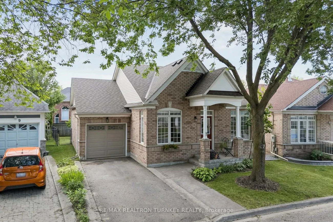 7, Thomas Bales, Berczy, Markham