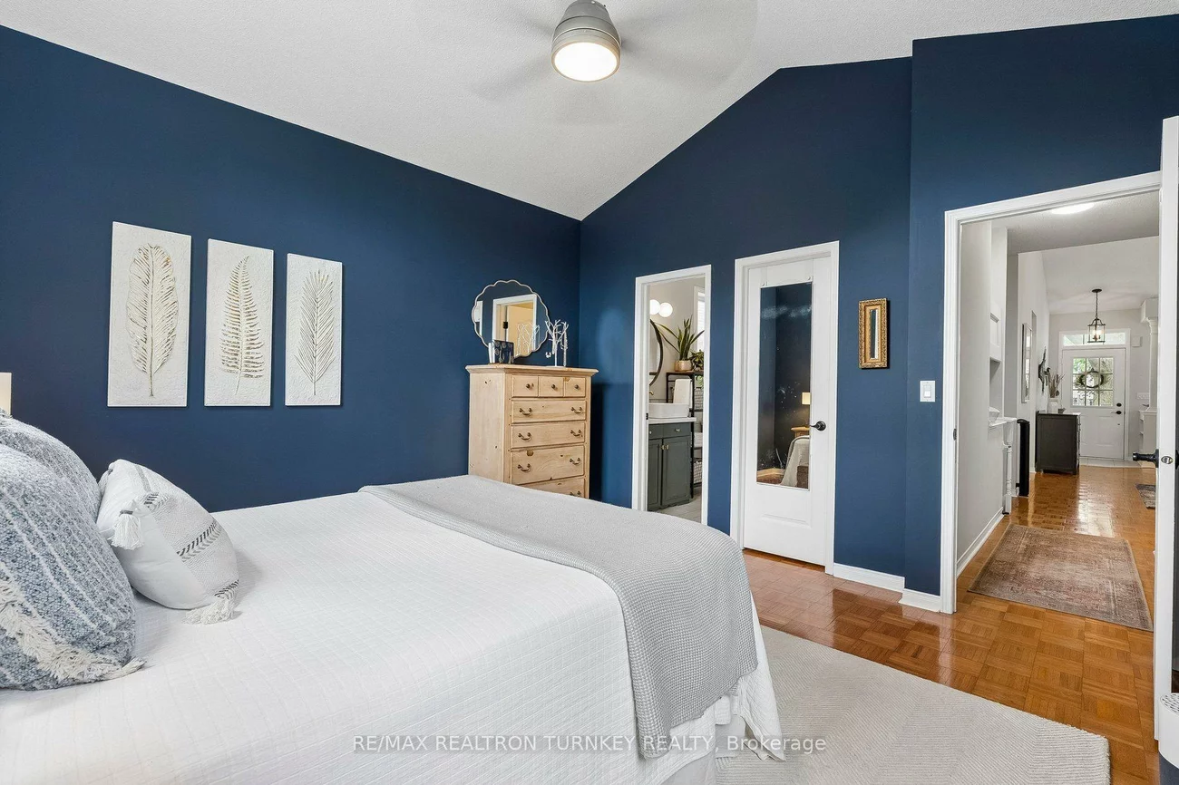 7, Thomas Bales, Berczy, Markham