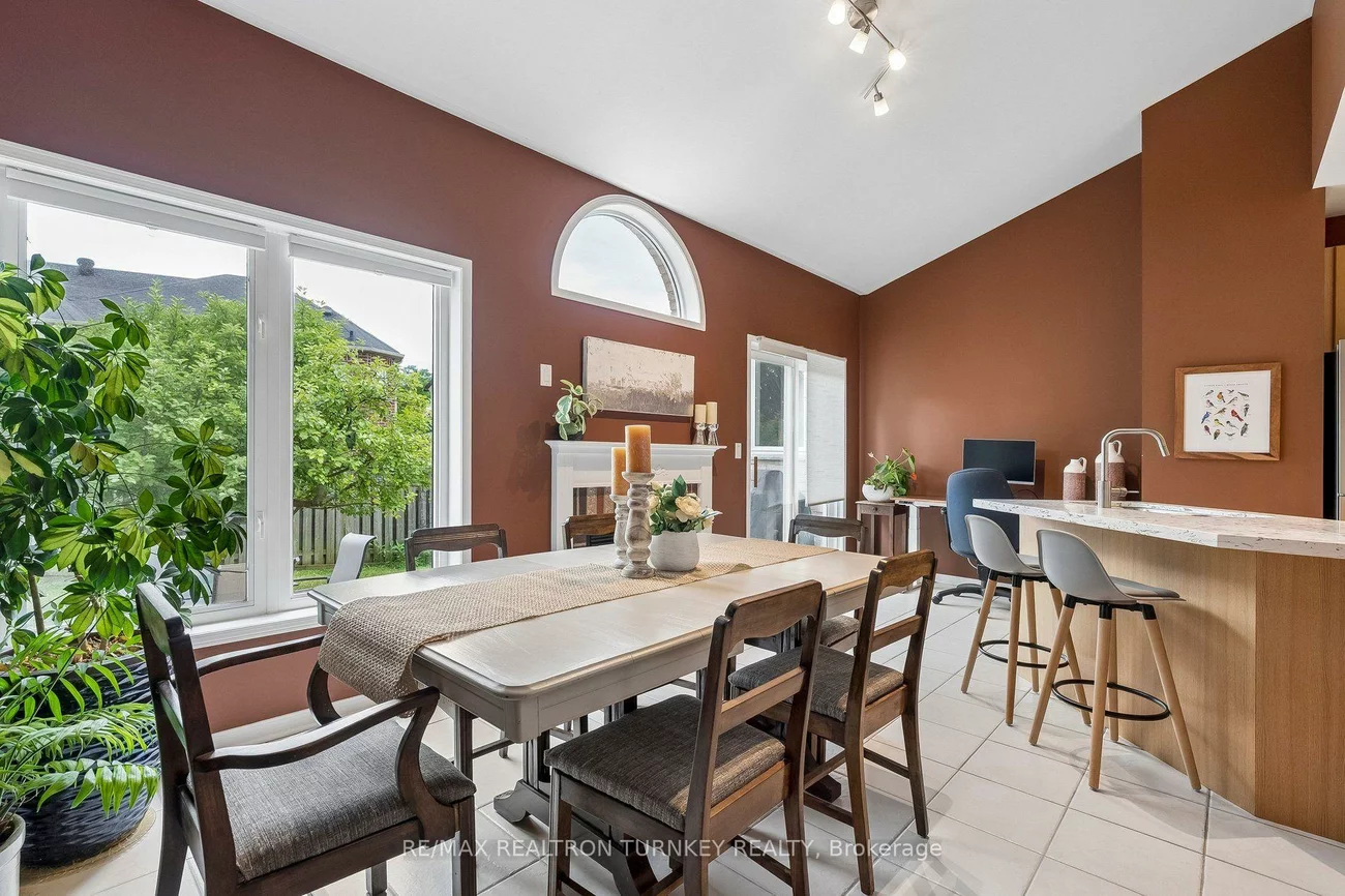7, Thomas Bales, Berczy, Markham