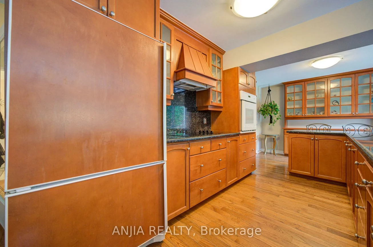54, Meyer, Markham Village, Markham
