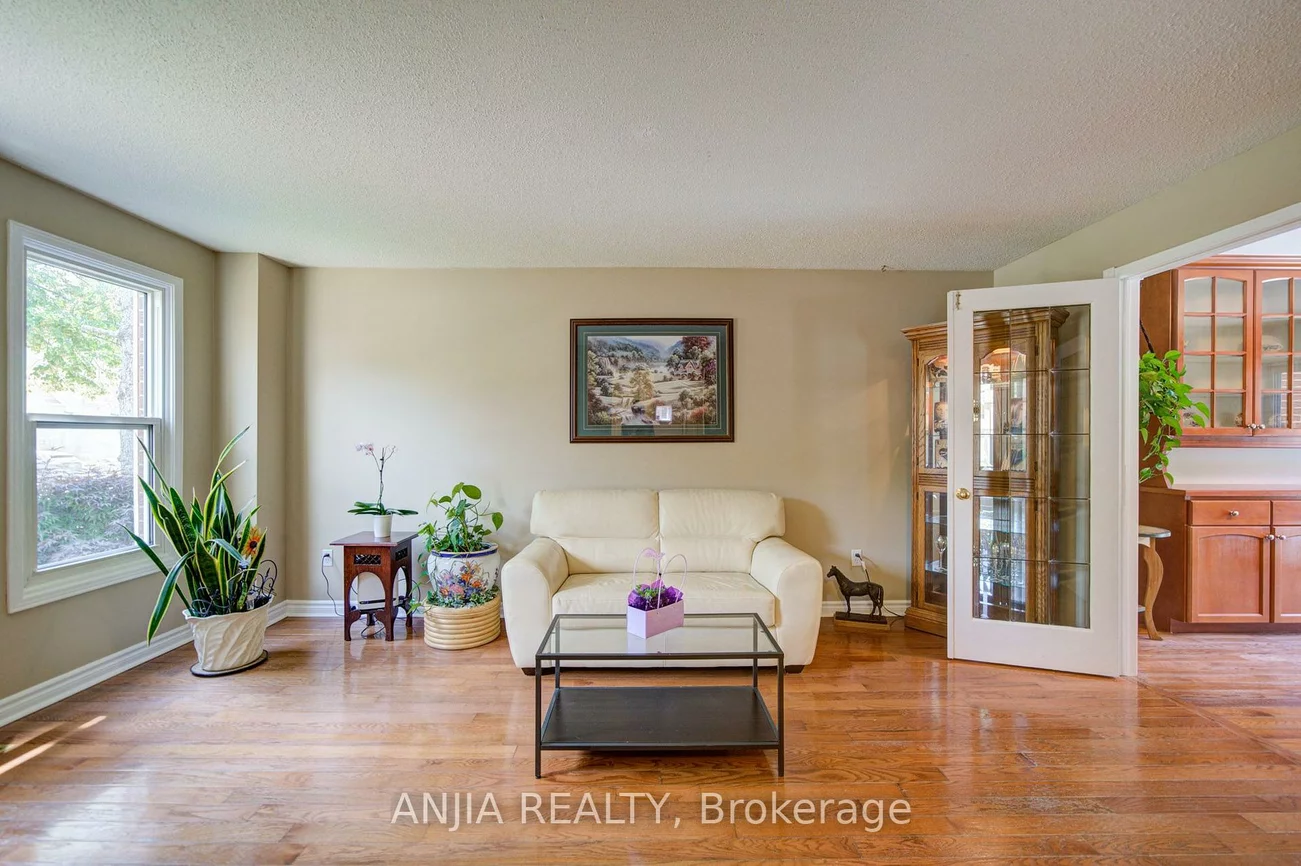 54, Meyer, Markham Village, Markham