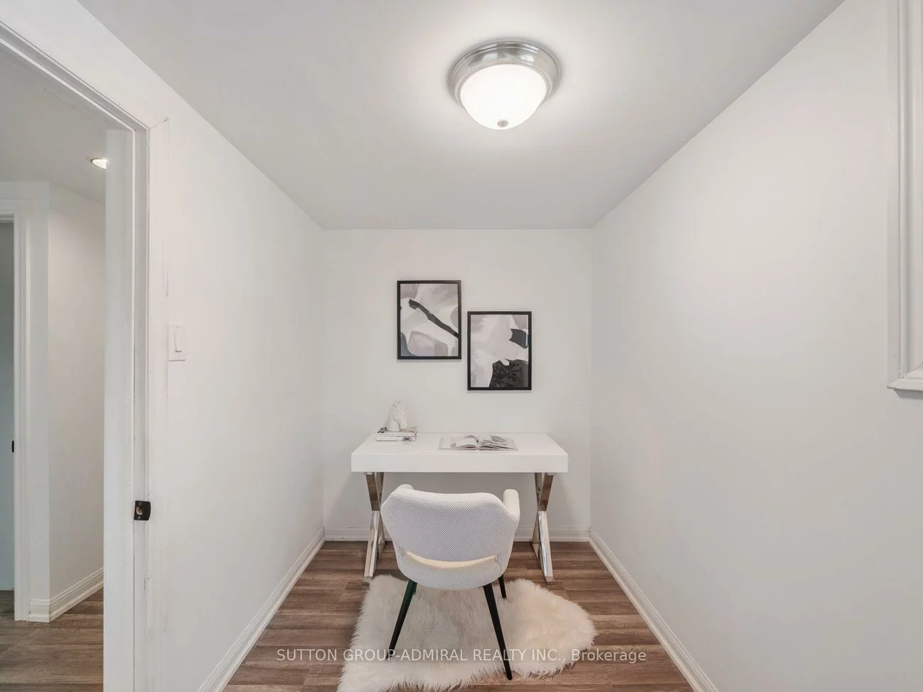 52, Sir Bedevere, Markham Village, Markham