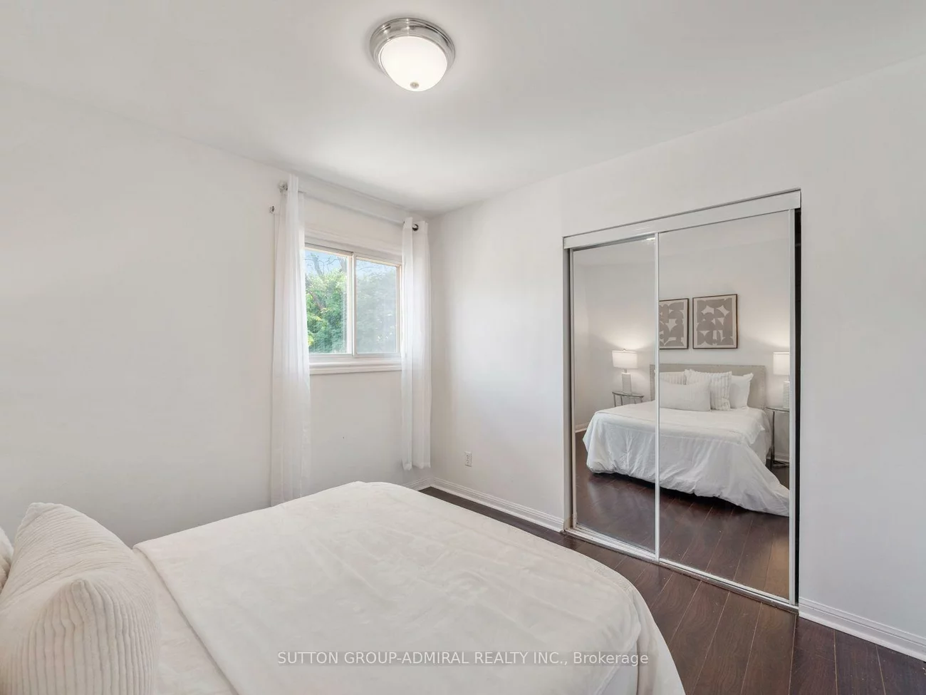 52, Sir Bedevere, Markham Village, Markham