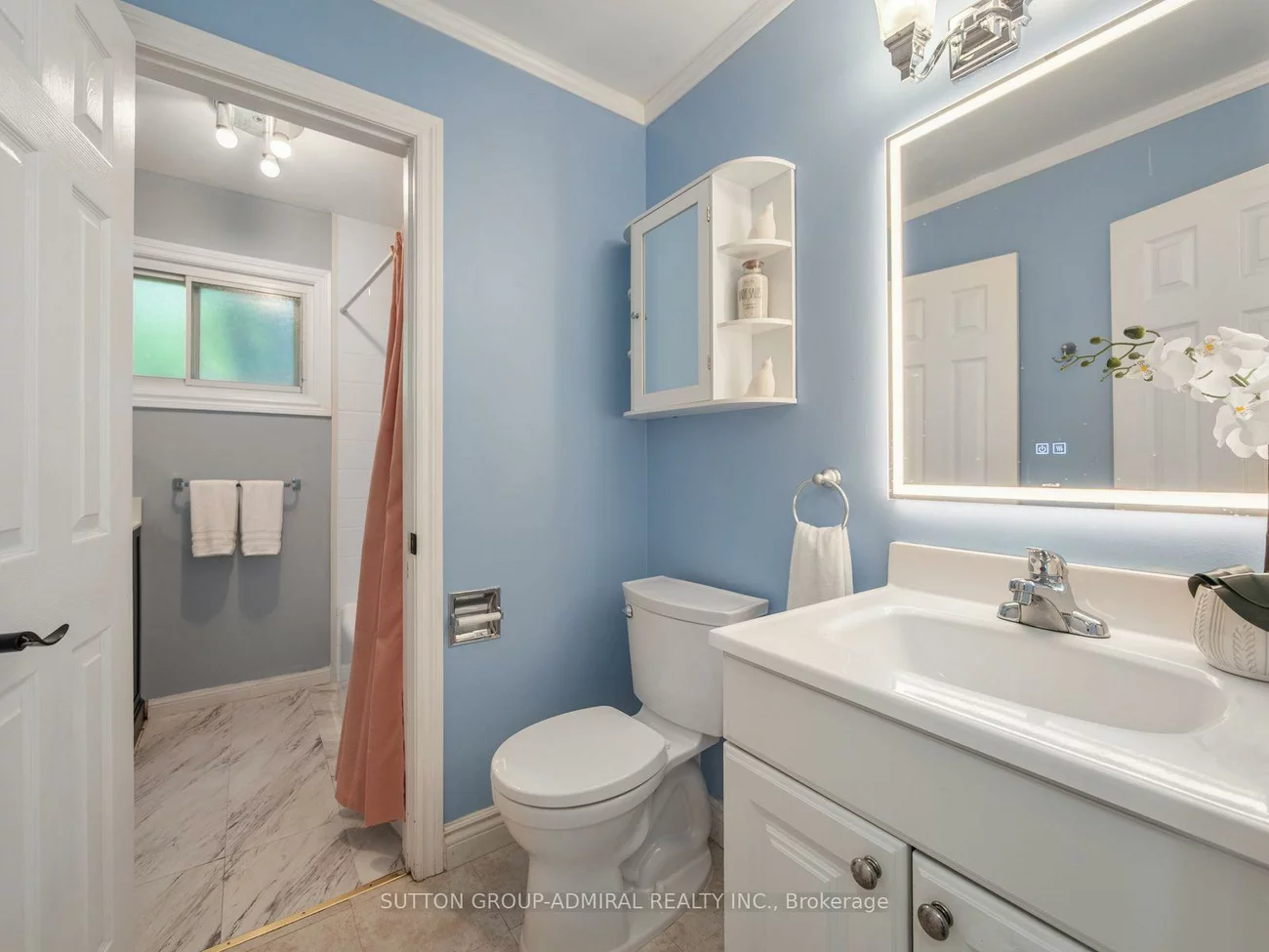 52, Sir Bedevere, Markham Village, Markham