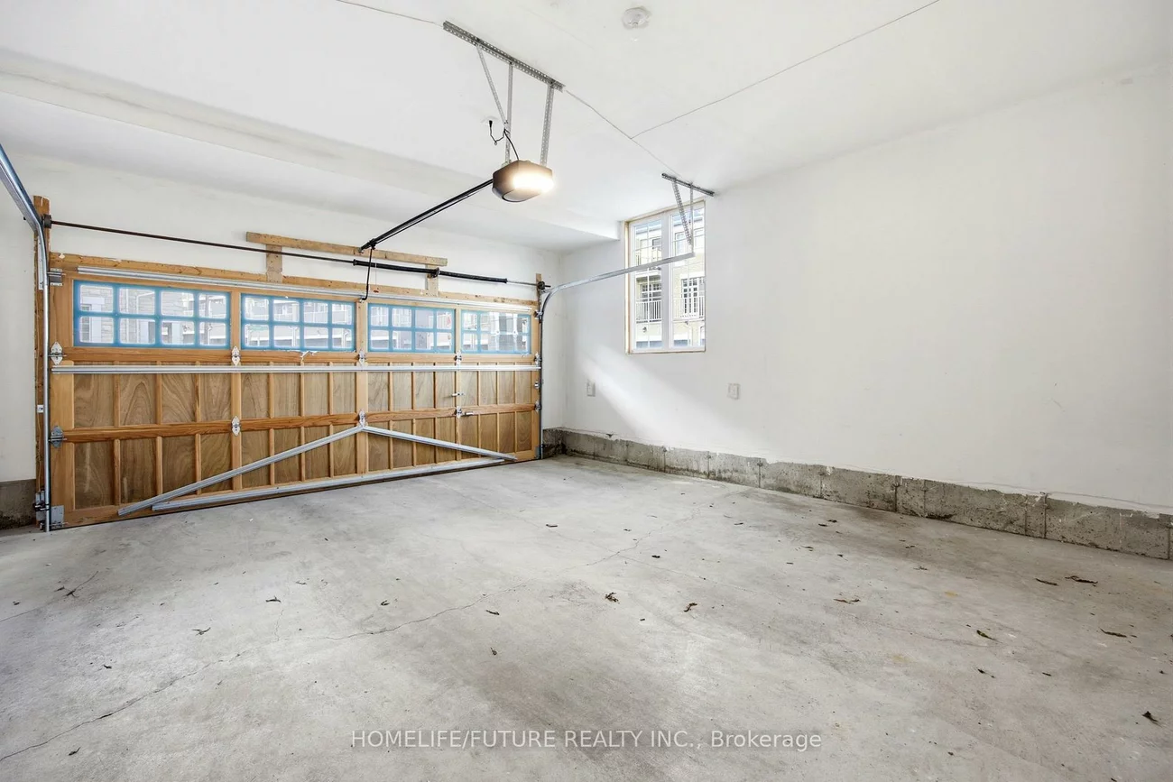 3476, Denison, Cedarwood, Markham