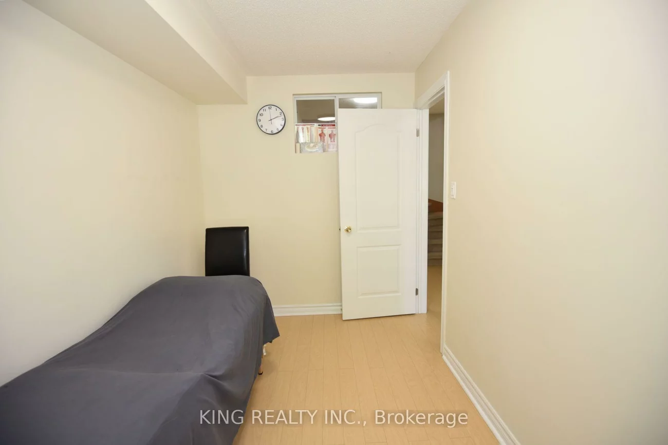 2817, Bur Oak, Cornell, Markham