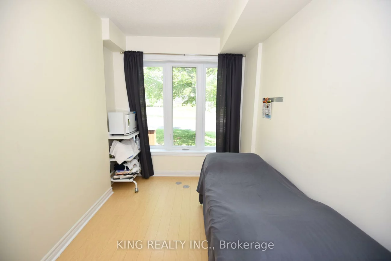 2817, Bur Oak, Cornell, Markham