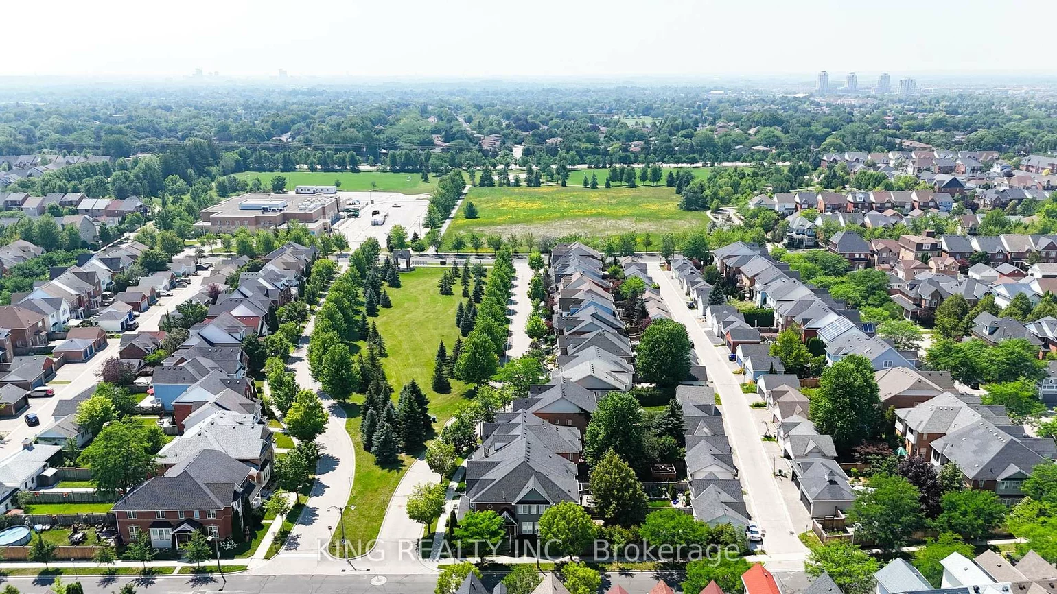 2817, Bur Oak, Cornell, Markham