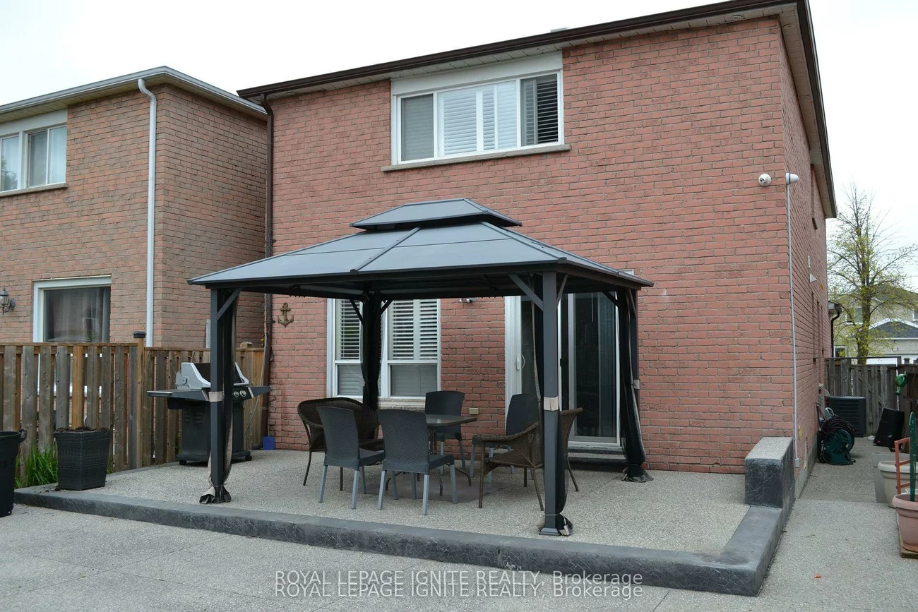 98, Chloe, Middlefield, Markham
