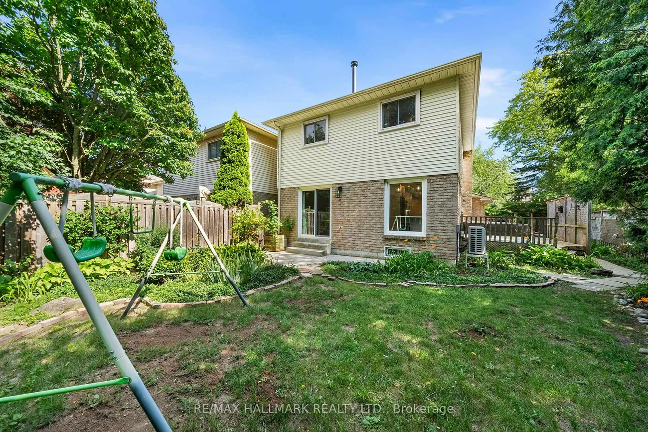 71, Bishop, Markham Village, Markham