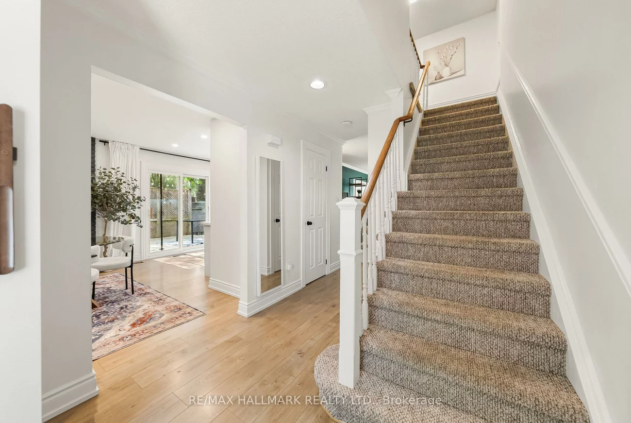 71, Bishop, Markham Village, Markham