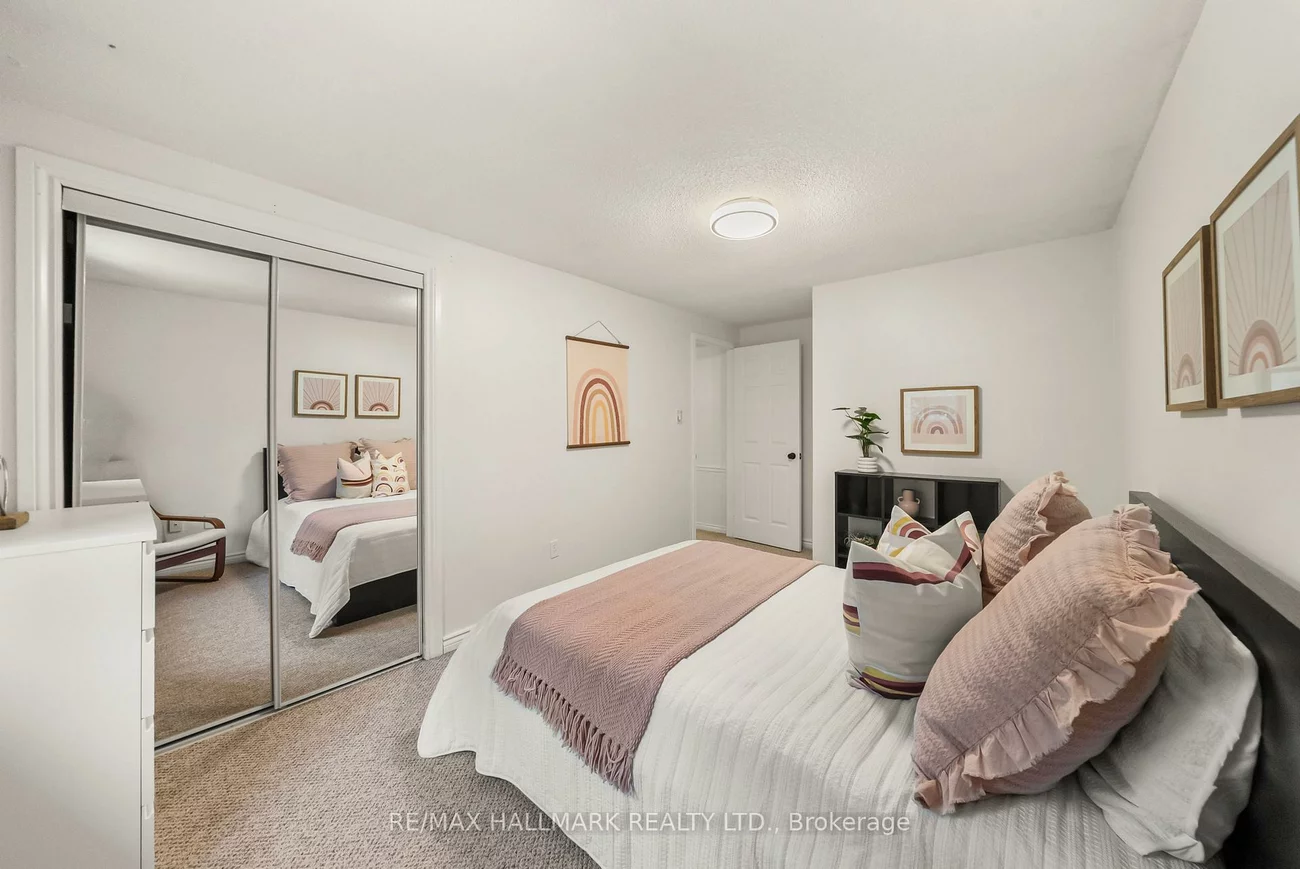 71, Bishop, Markham Village, Markham