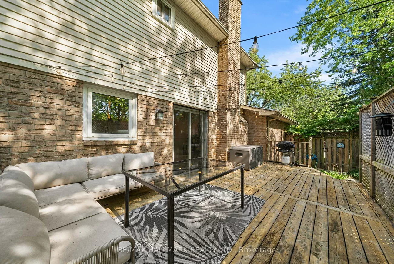 71, Bishop, Markham Village, Markham