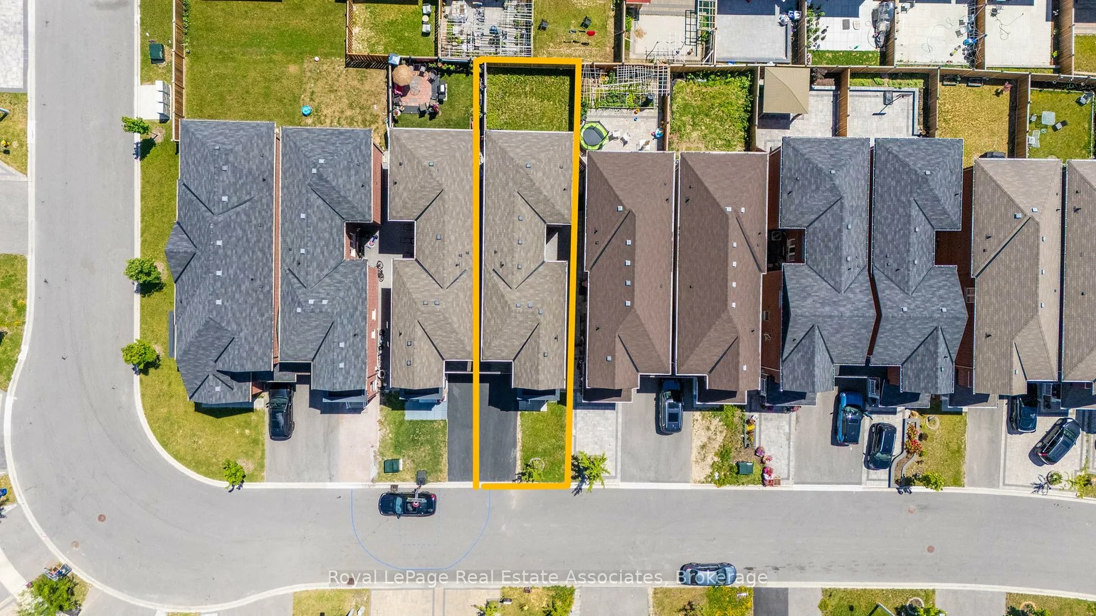 90, Titan, Cedarwood, Markham