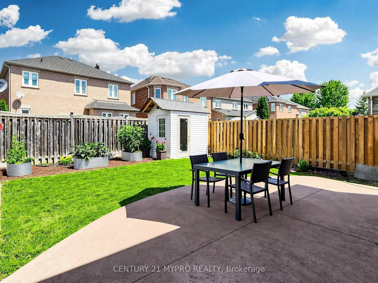 74, Victoria Wood, Greensborough, Markham