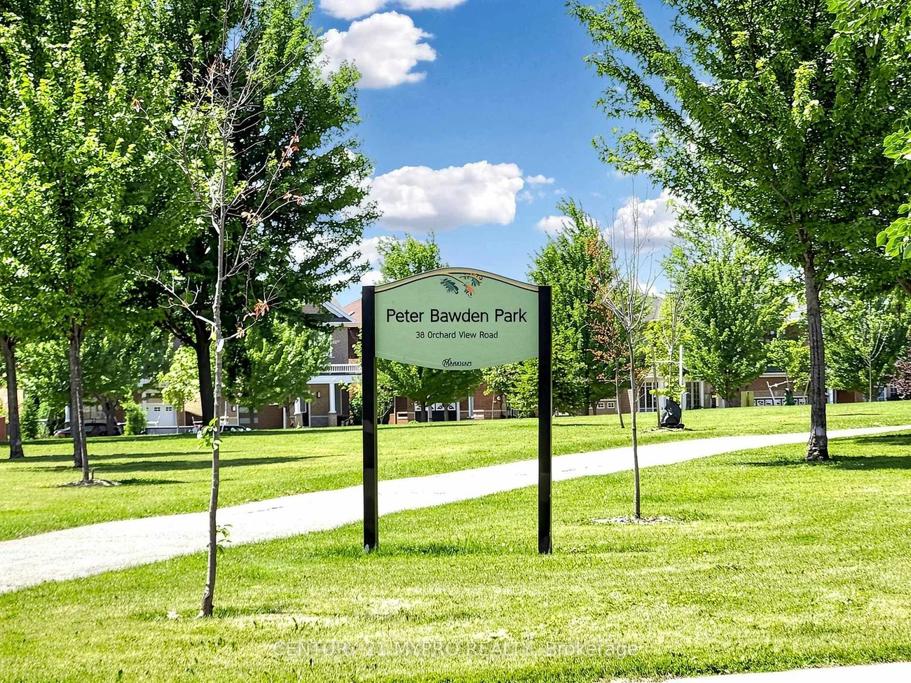 74, Victoria Wood, Greensborough, Markham
