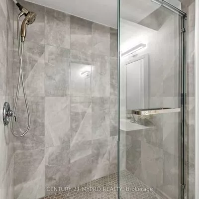 74, Victoria Wood, Greensborough, Markham