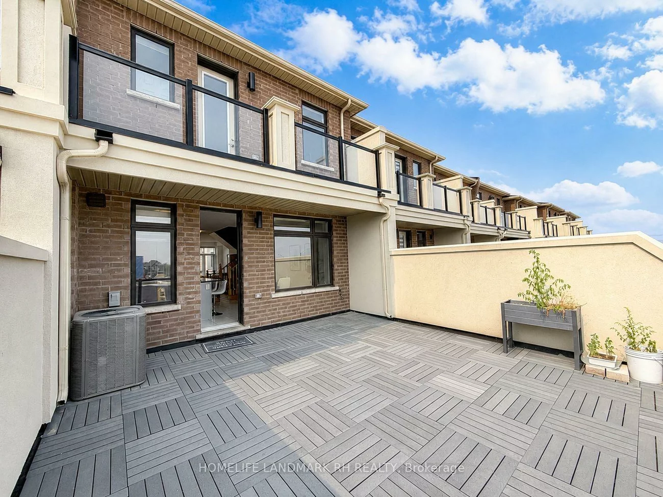 68, JOHANN, Middlefield, Markham