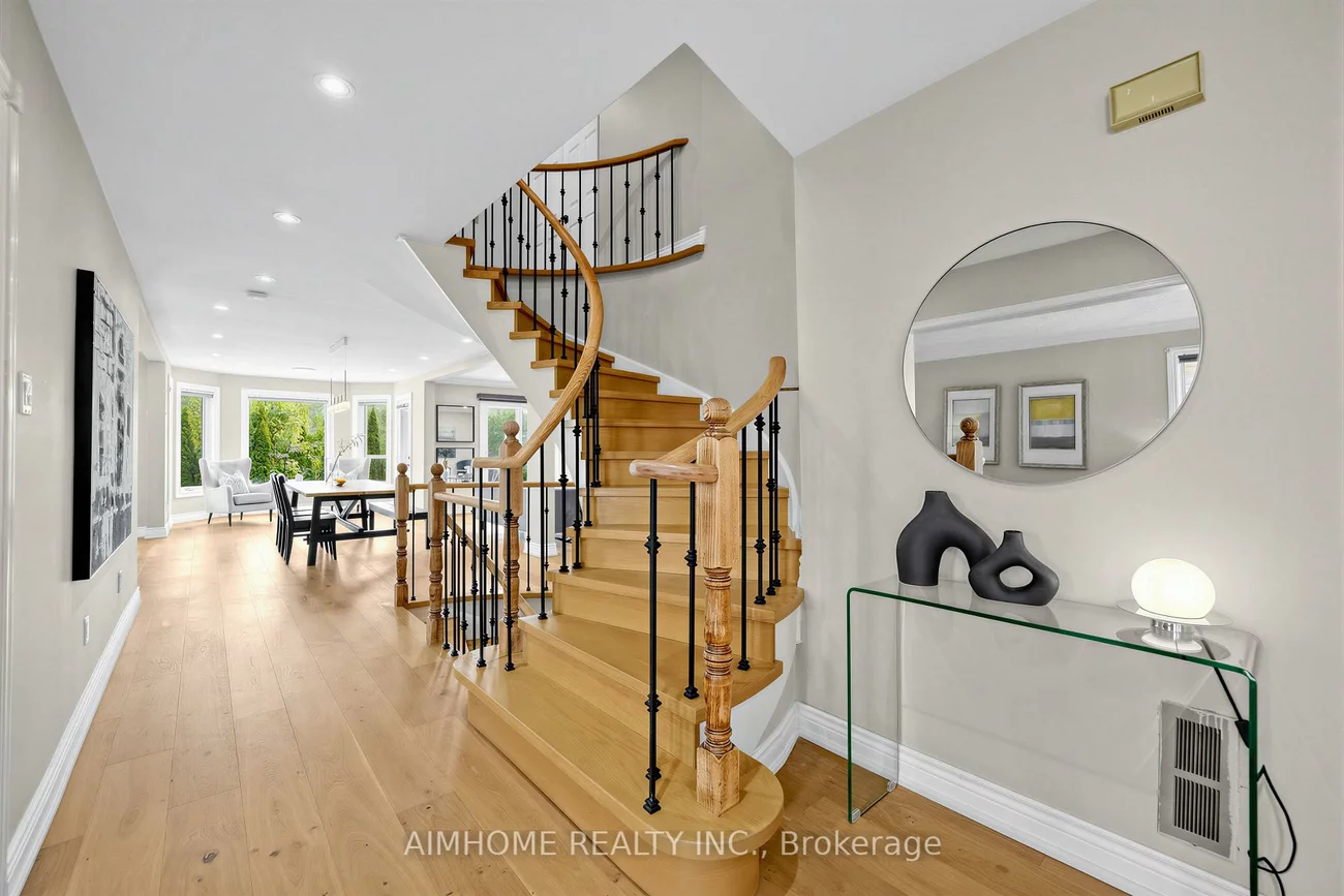 68, Aitken, Unionville, Markham
