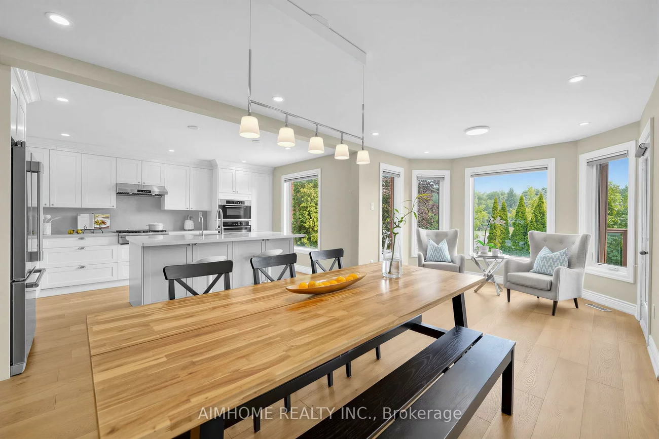 68, Aitken, Unionville, Markham