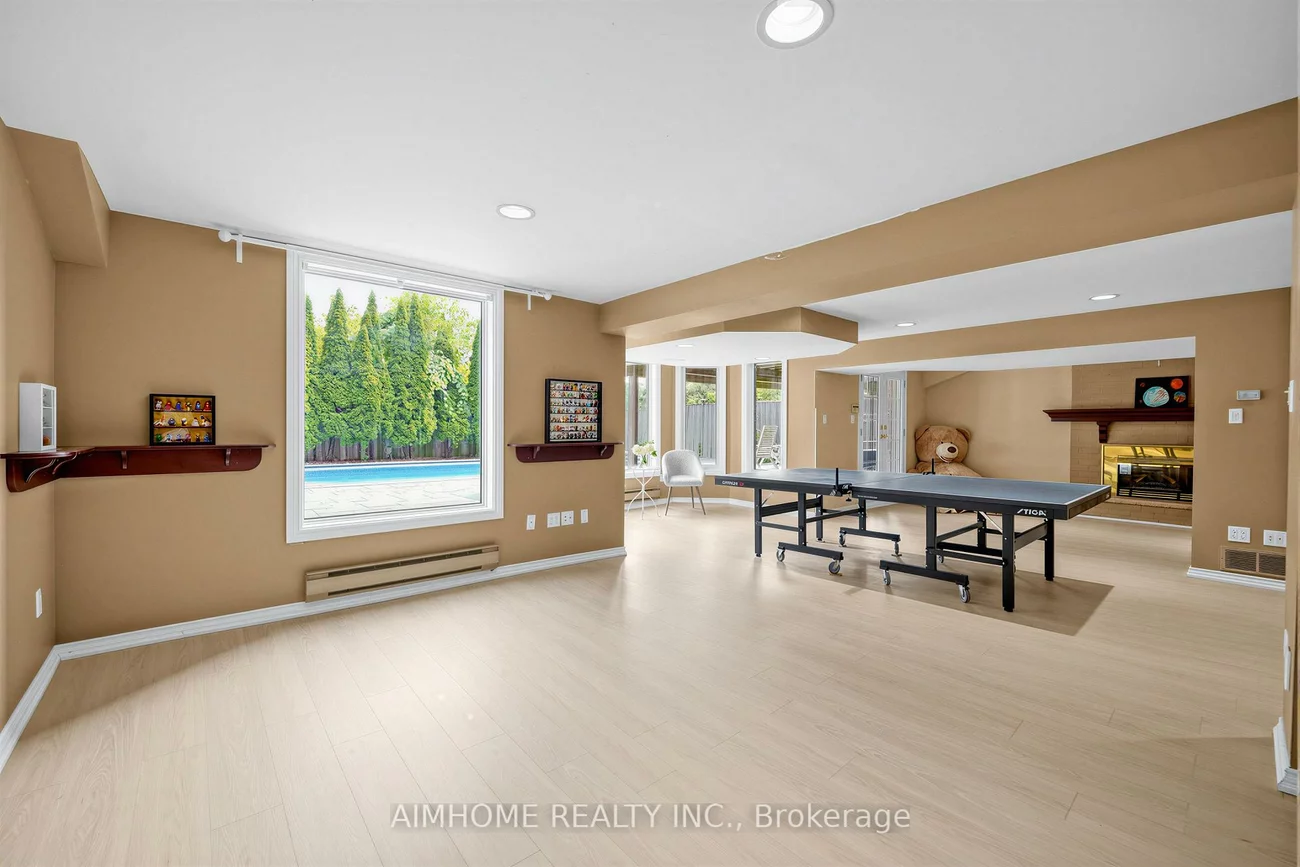 68, Aitken, Unionville, Markham