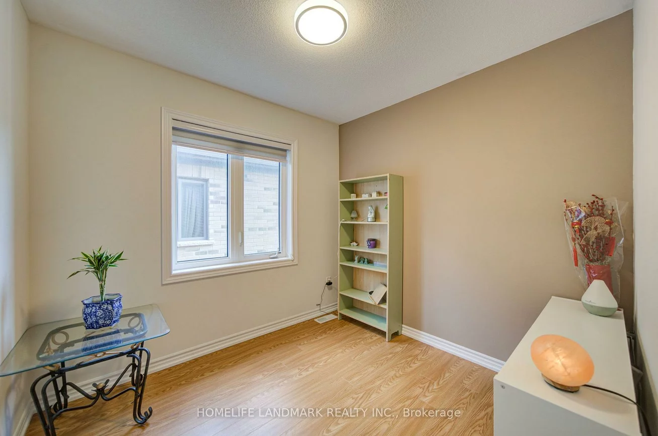 97, Cornell Centre, Cornell, Markham