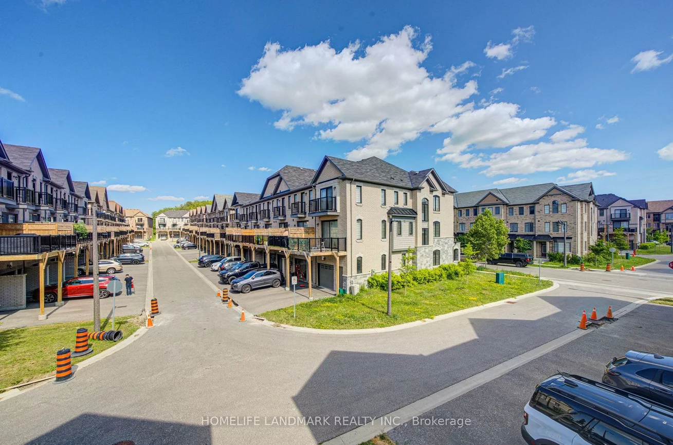 97, Cornell Centre, Cornell, Markham
