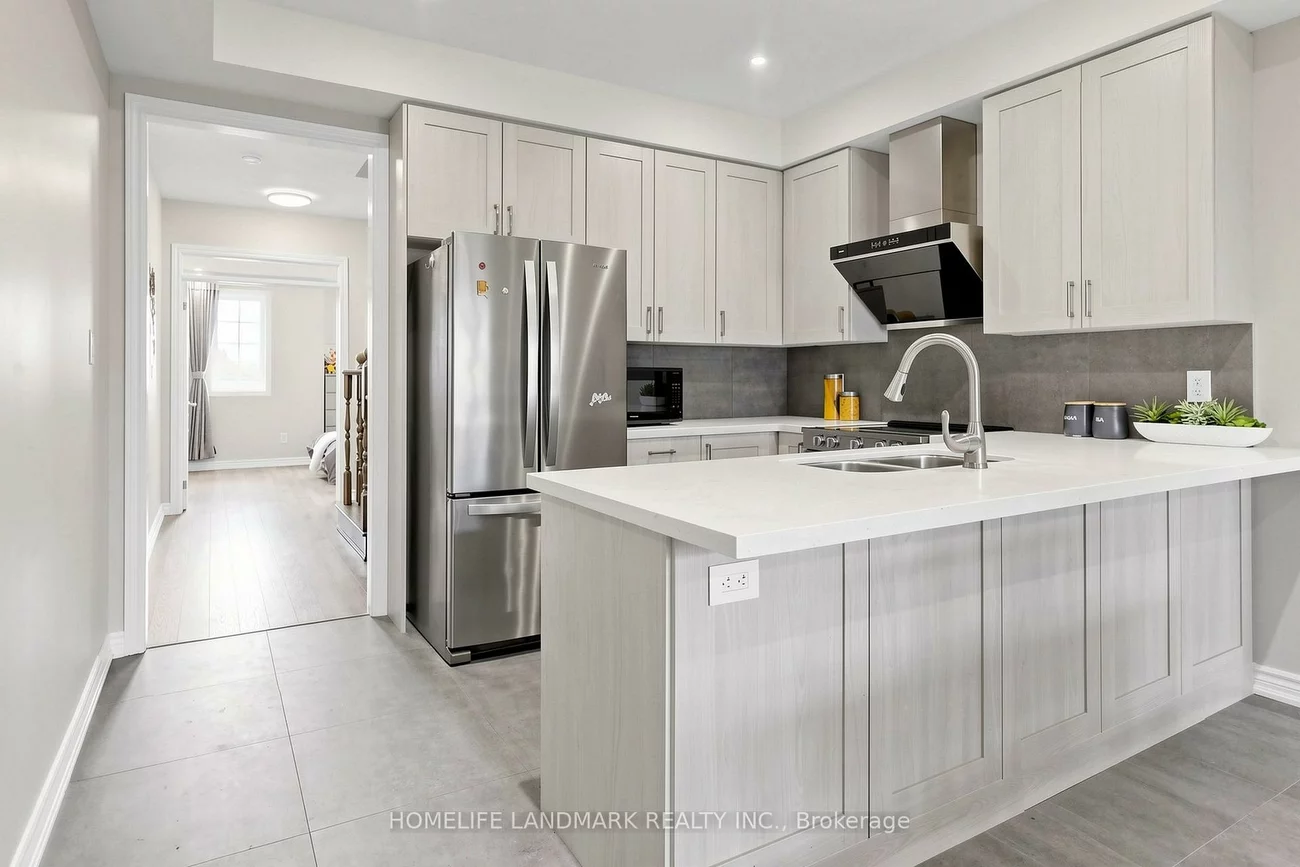 4798, 16th, Berczy, Markham