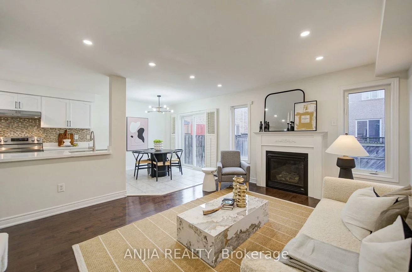 73, Hawksbury, Wismer, Markham
