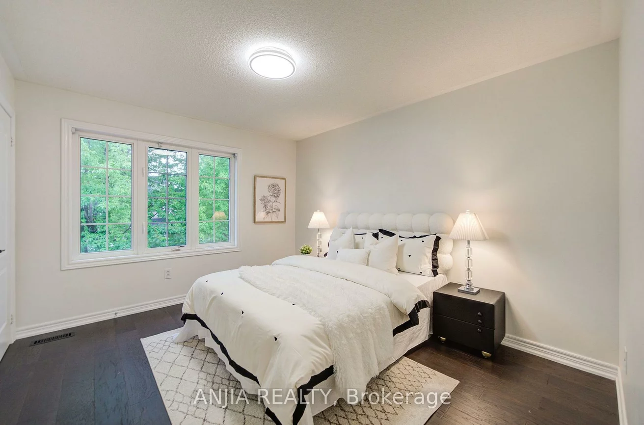 73, Hawksbury, Wismer, Markham