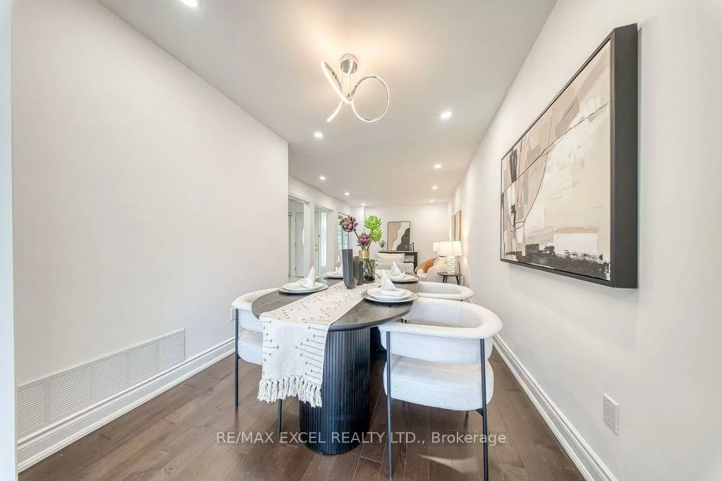 25, Barrington, Milliken Mills West, Markham