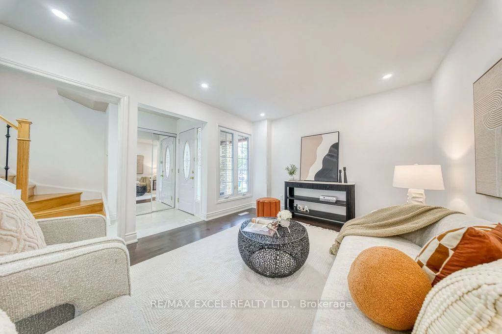 25, Barrington, Milliken Mills West, Markham