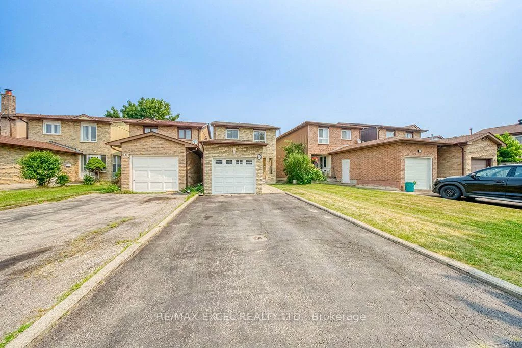 25, Barrington, Milliken Mills West, Markham