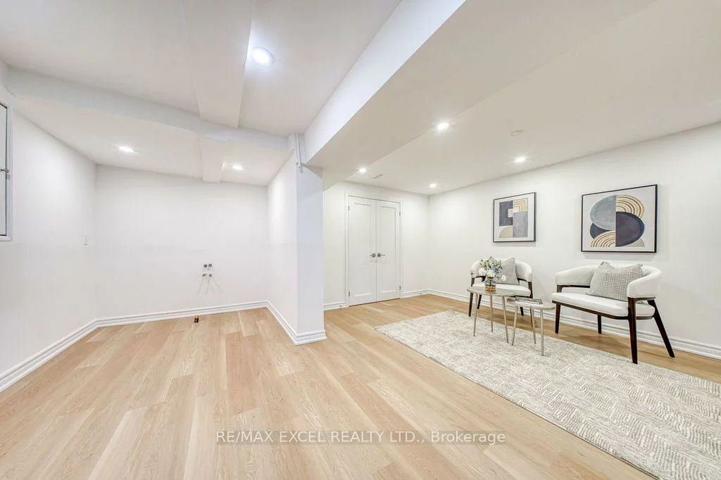 25, Barrington, Milliken Mills West, Markham