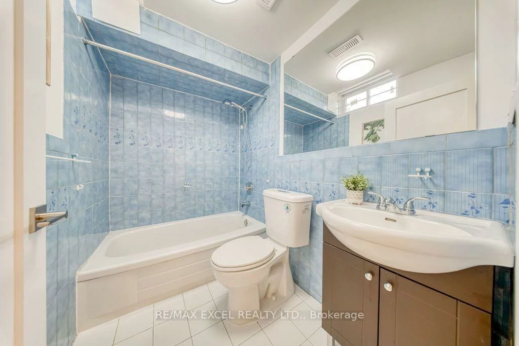 25, Barrington, Milliken Mills West, Markham