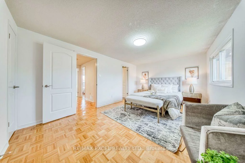 25, Barrington, Milliken Mills West, Markham