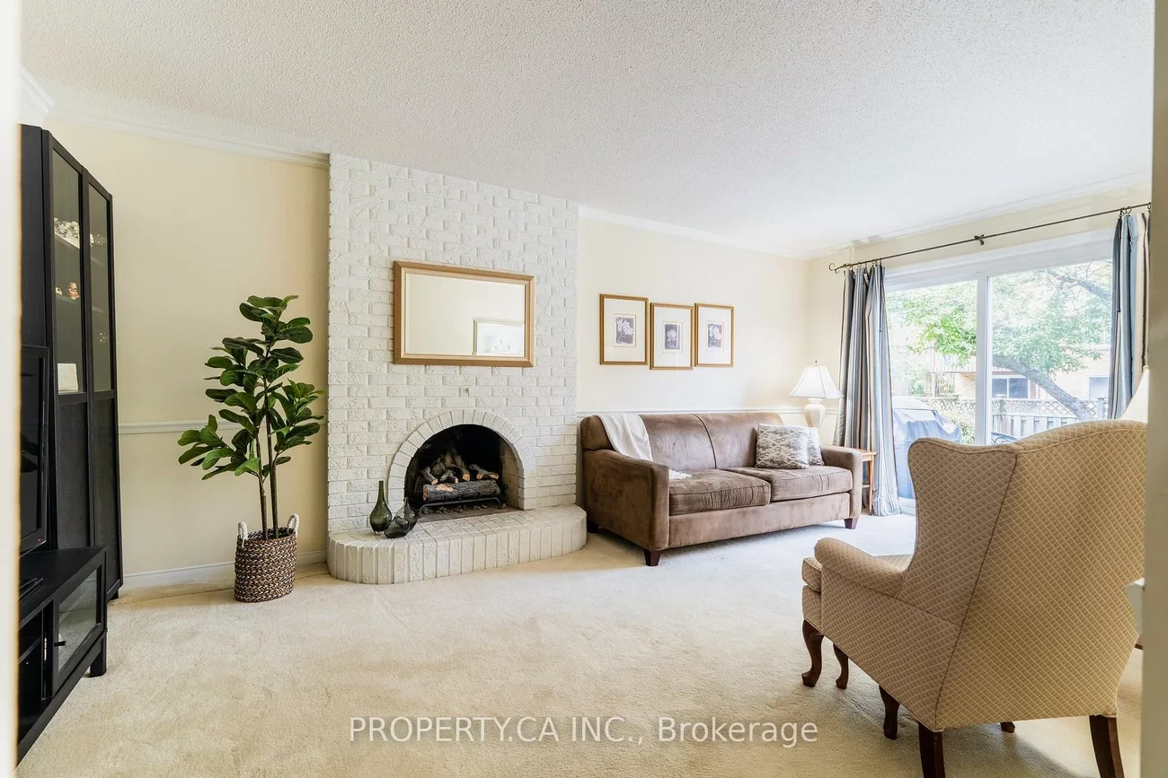 40, Buchanan, Unionville, Markham