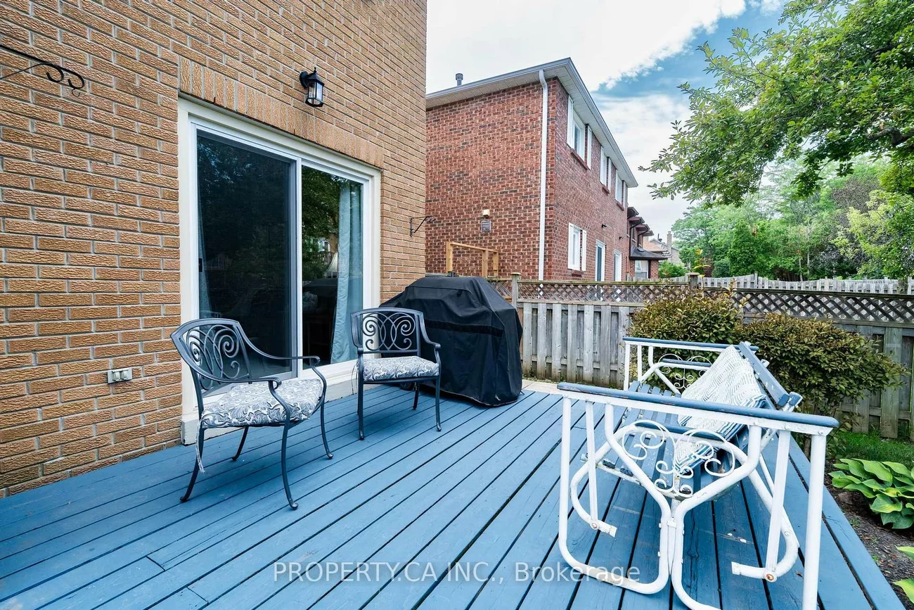 40, Buchanan, Unionville, Markham