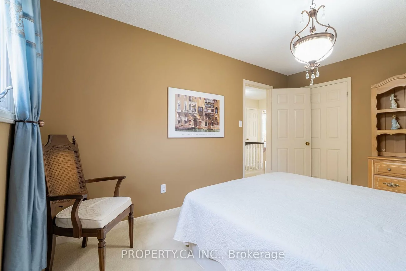 40, Buchanan, Unionville, Markham