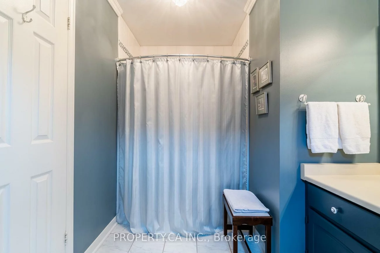 40, Buchanan, Unionville, Markham