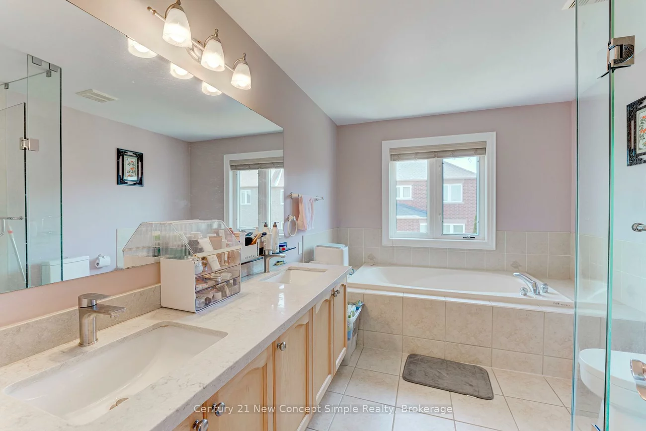 31, Donhaven, Greensborough, Markham