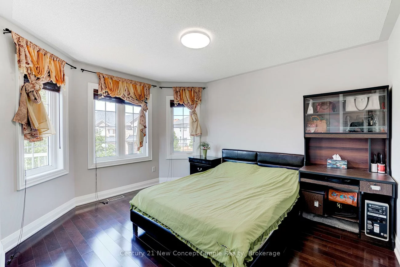 31, Donhaven, Greensborough, Markham