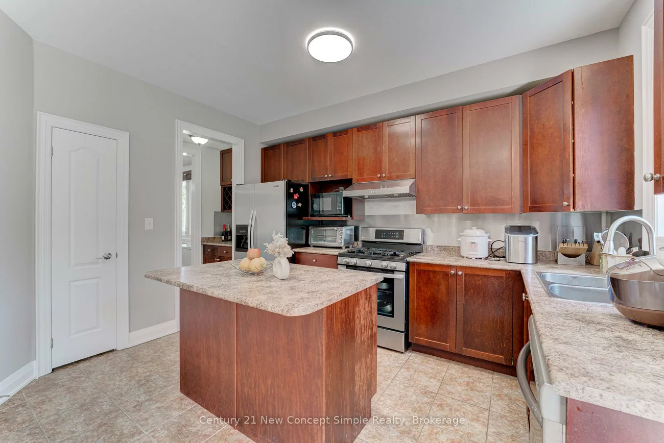 31, Donhaven, Greensborough, Markham
