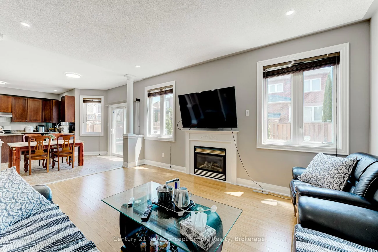 31, Donhaven, Greensborough, Markham