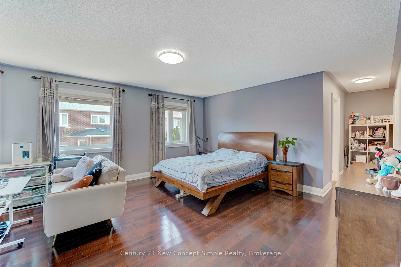 31, Donhaven, Greensborough, Markham